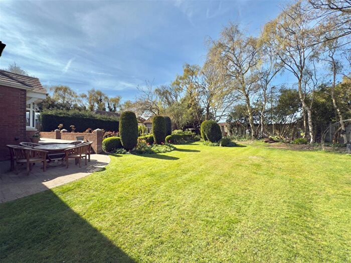 2 Bedroom Detached Bungalow For Sale In Sunny Bank, Ryhill, Wakefield, WF4