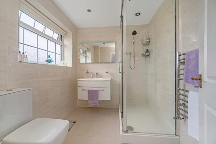 4 Bedroom Detached House For Sale In Cotswold Close, Melton Mowbray, LE13