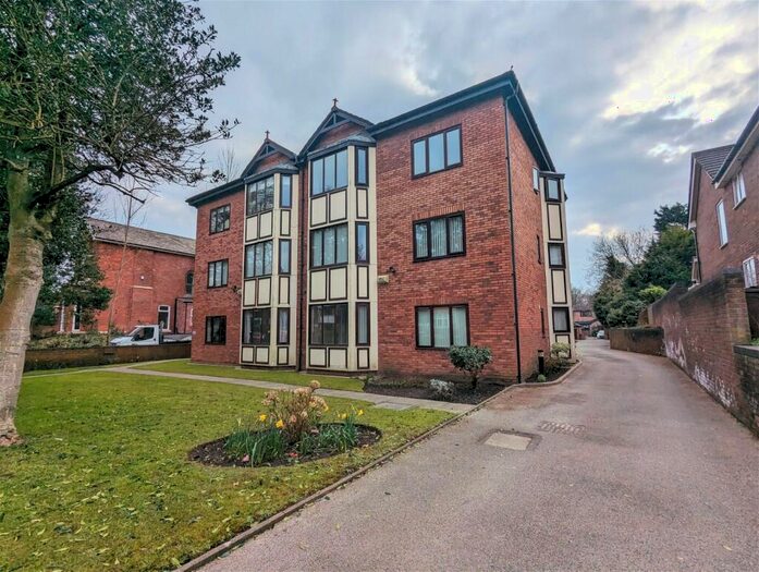 2 Bedroom Flat To Rent In Ridgefield Court, Palatine Road, Southport, Merseyside, PR8