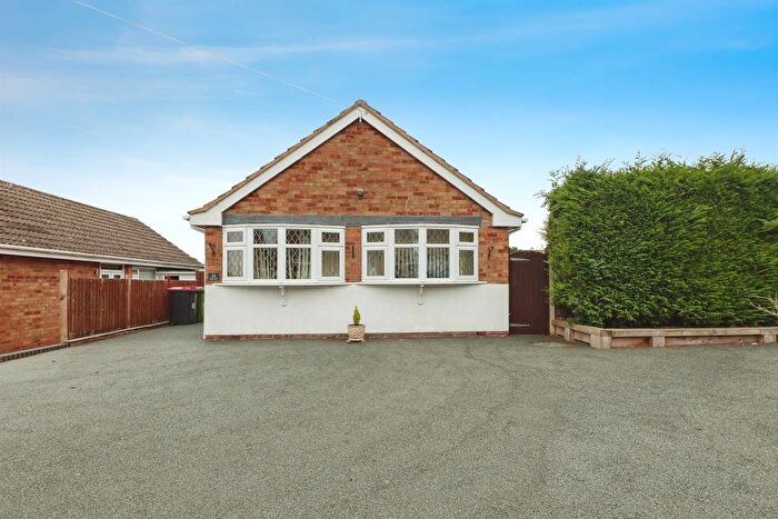 2 Bedroom Detached Bungalow For Sale In Mill Crescent, Kingsbury, Tamworth, B78