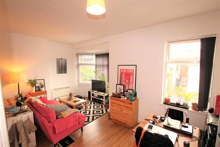 1 Bedroom Apartment To Rent In Clarendon Park Road, Leicester, LE2