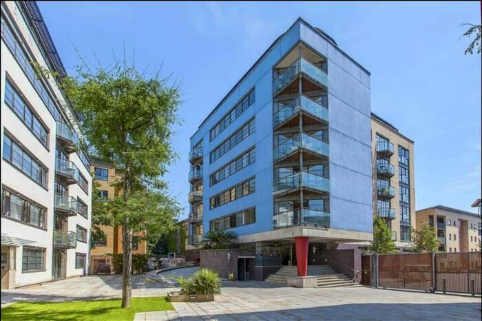 2 Bedroom Flat To Rent In New Wharf Road, King`s Cross, N1