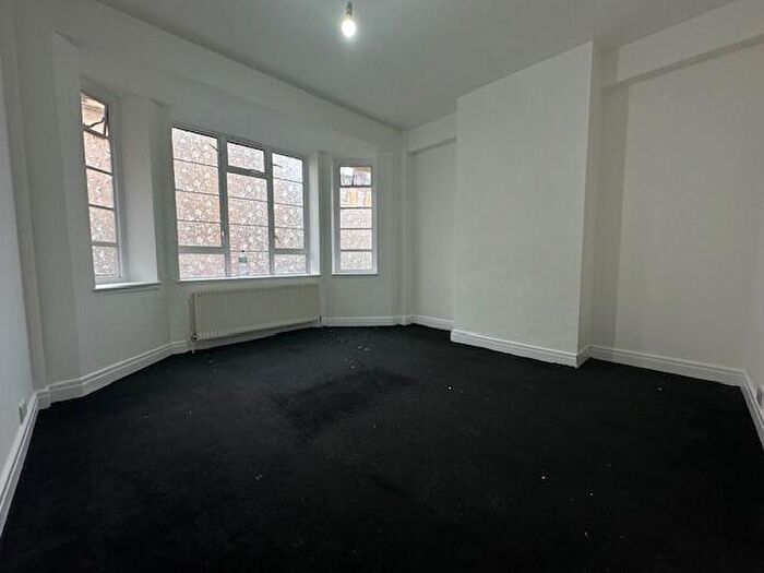 2 Bedroom Apartment To Rent In Queens Road, Clifton, Bristol, BS8