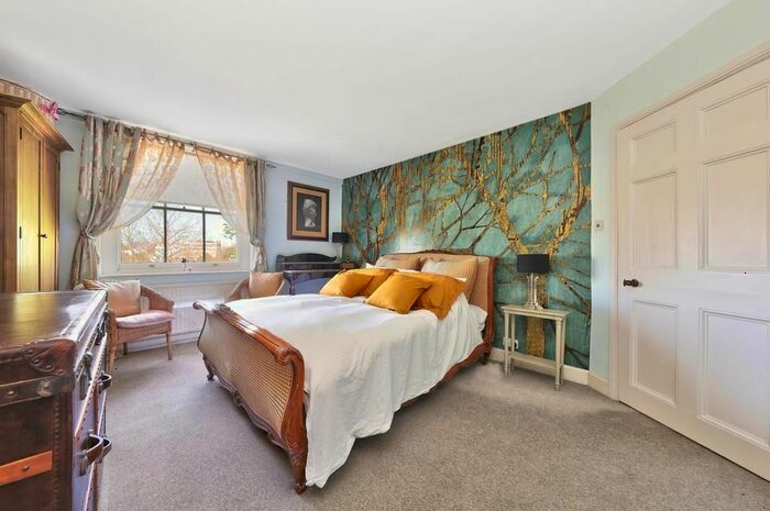 1 Bedroom Flat To Rent In The Paragon, London, SE3