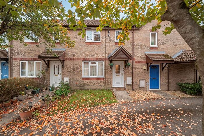 2 Bedroom Detached House For Sale In Rider Close, Devizes, SN10