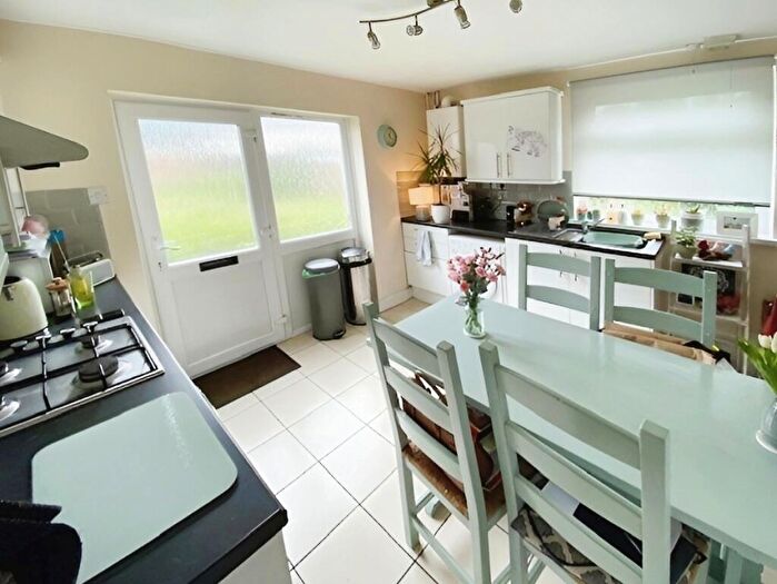 1 Bedroom Maisonette To Rent In Stacey Road, Roath, CF24
