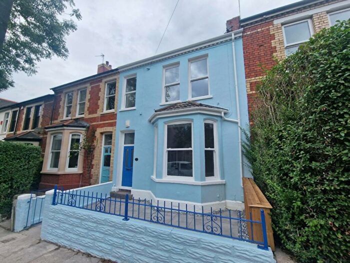 4 Bedroom Terraced House To Rent In Windsor Road, Penarth, CF64