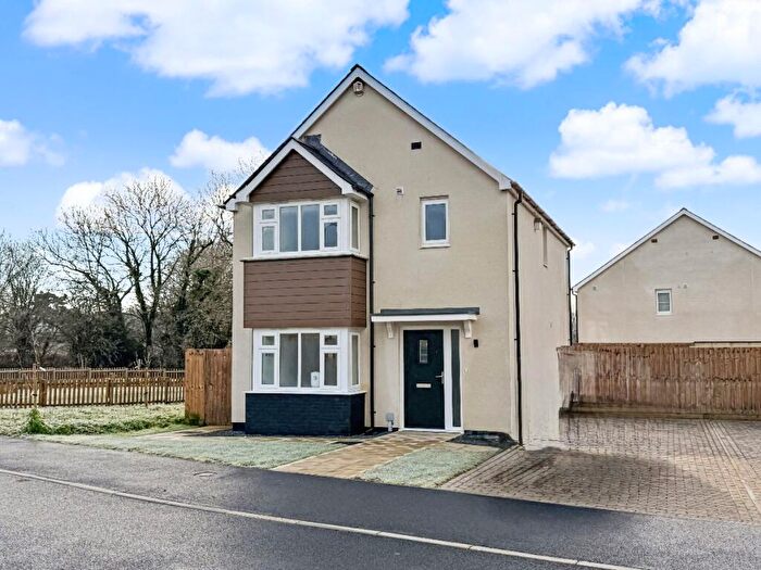 3 Bedroom Detached House For Sale In Lukes Farm, Sheepwash, EX21