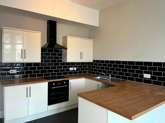 2 Bedroom Property To Rent In Crosby Road North, Liverpool, Merseyside., L22