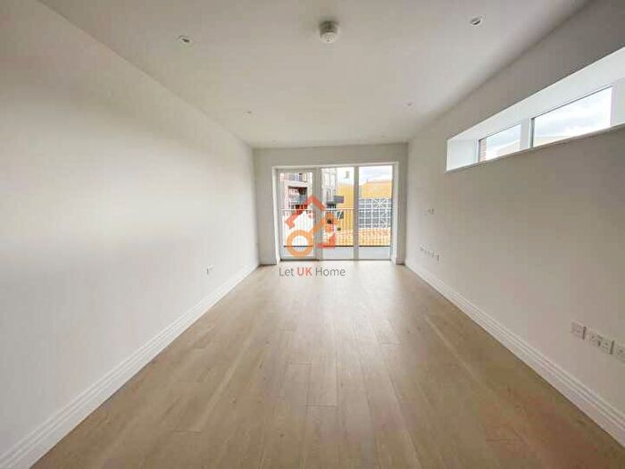 2 Bedroom Flat To Rent In Bogart House, Filmworks Walk, London, W5