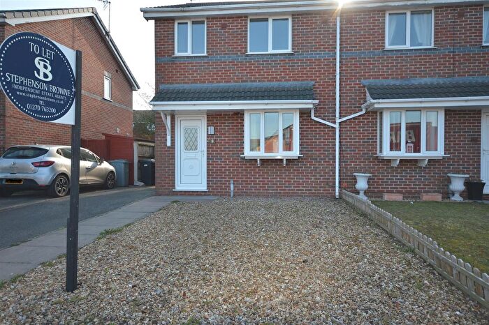 3 Bedroom Semi-Detached House To Rent In Sandy Lane, Ettiley Heath, Sandbach, CW11