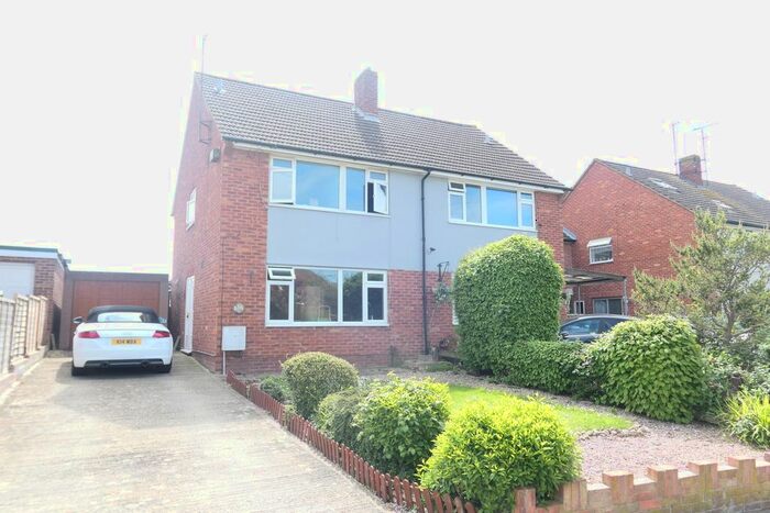 3 Bedroom Semi-Detached House To Rent In Paygrove Lane, Gloucester, GL2