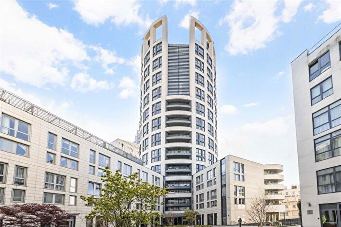 1 Bedroom Flat To Rent In City Road, Eagle Point, EC1V
