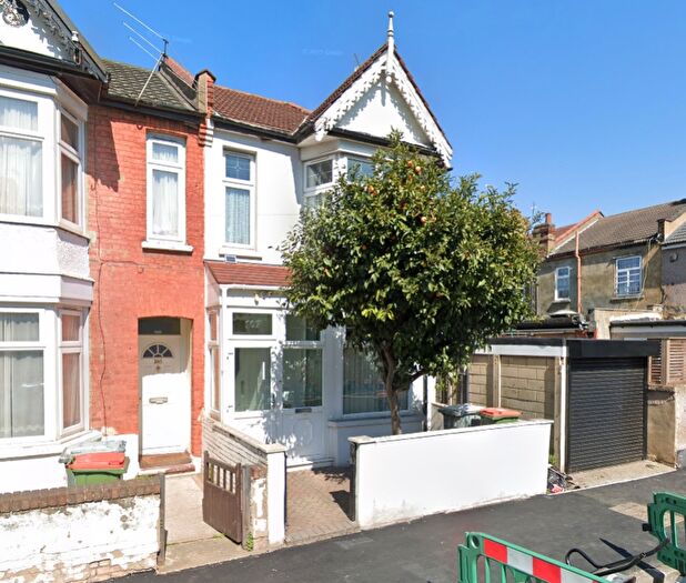 4 Bedroom Terraced House To Rent In Skeffington Road, East Ham, E6