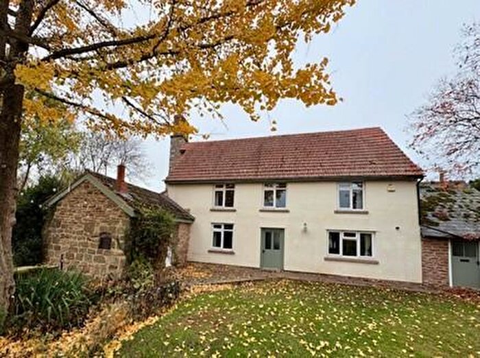 4 Bedroom Detached House To Rent In Old Hill Farm House, Ross-on-wye, Herefordshire, HR9