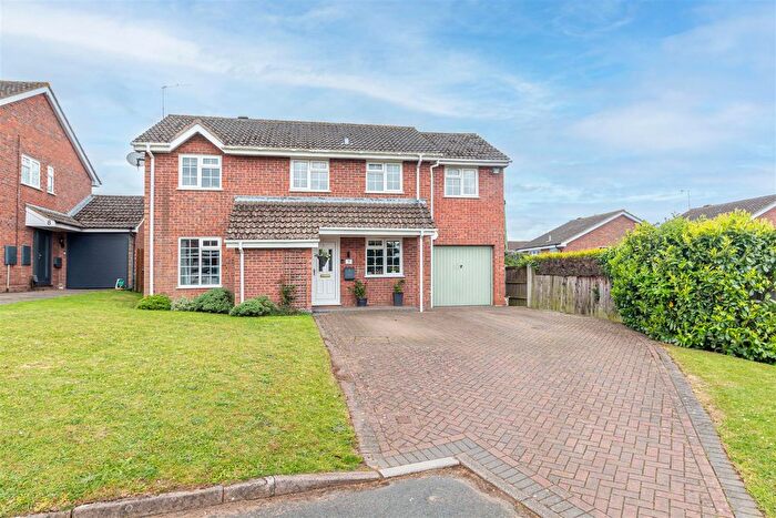 4 Bedroom Detached House For Sale In Adelaide Close, Kempsey, Worcester, WR5