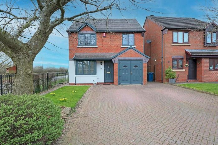 3 Bedroom Detached House To Rent In Glamis Drive, Stone, Staffordshire, ST15