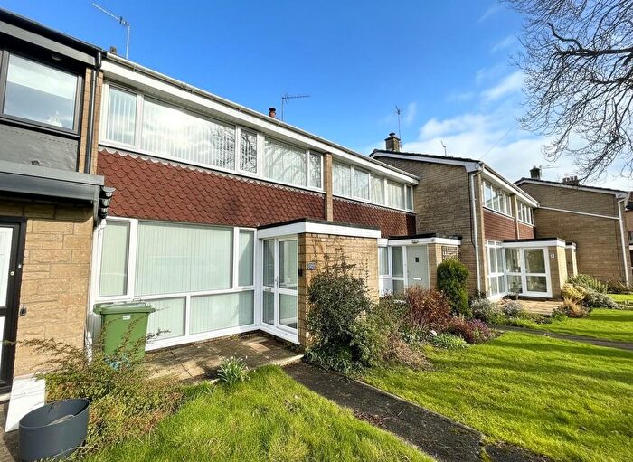 3 Bedroom Property For Sale In Henley Grove, Henleaze, Bristol, BS9