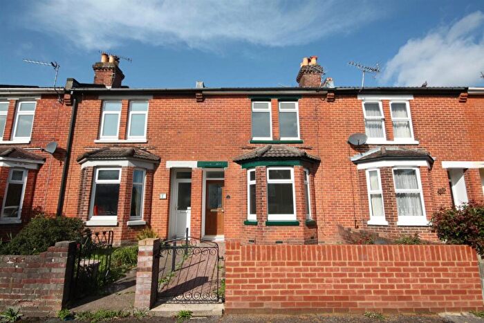 3 Bedroom Terraced House To Rent In Doncaster Road, Eastleigh, SO50