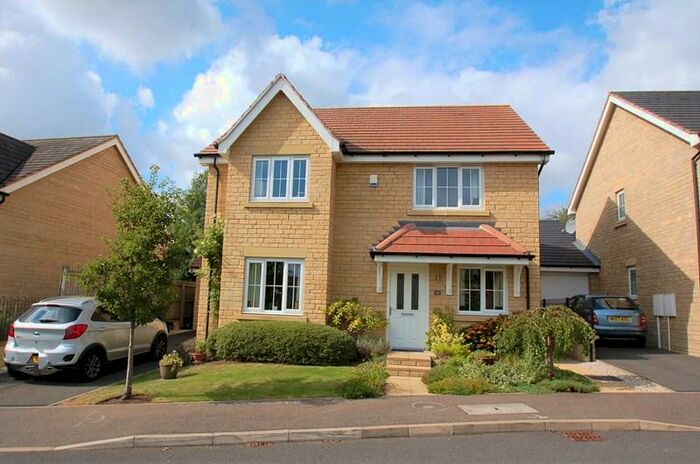 4 Bedroom Detached House To Rent In Lytham Park, Oundle, Peterborough, PE8