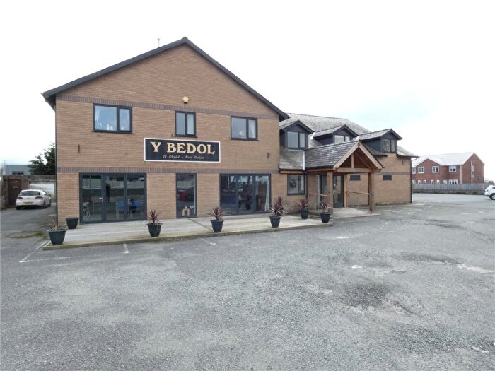 1 Bedroom Apartment To Rent In Y Bedol, Bethel, Caernarfon, LL55