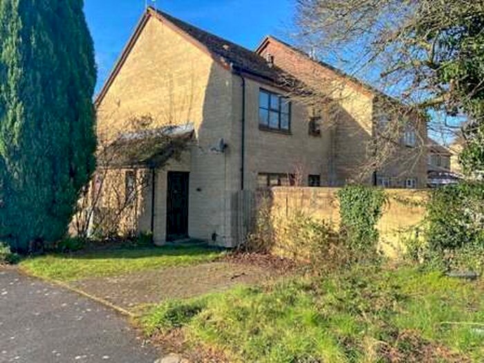 1 Bedroom Semi-Detached House To Rent In Manor Road, Witney, Oxfordshire, OX28