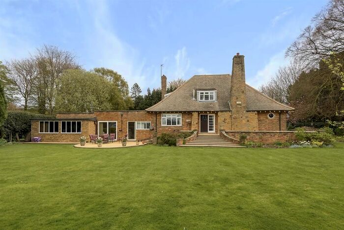 5 Bedroom Detached House For Sale In Ferry Lodge, Ferry Lane, Airmyn, Goole, DN14