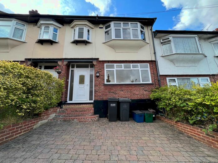 3 Bedroom Terraced House To Rent In Sunny Nook Gardens, South Croydon, CR2