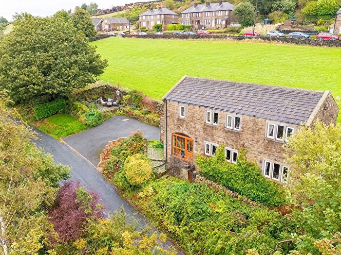 4 Bedroom Detached House For Sale In Cliff Lane, Holmfirth, HD9