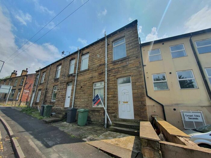 Houses to rent in Batley, West Yorkshire
