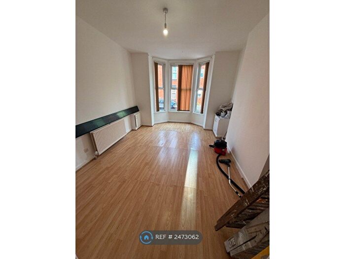 1 Bedroom Flat To Rent In Carlton Road, Salford, M6
