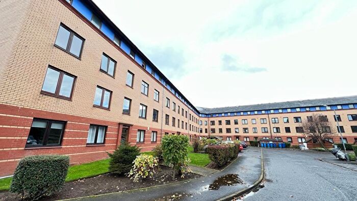 2 Bedroom Flat To Rent In Cornwall Street, Glasgow, G41