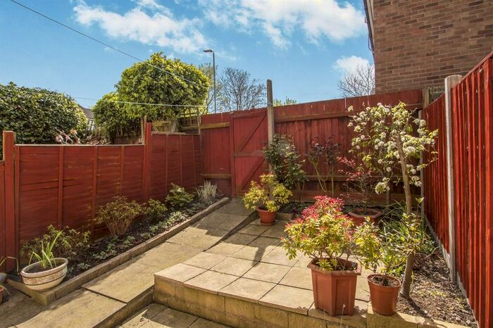 3 Bedroom Terraced House To Rent In Fernleys Close, Beaumont Leys, LE4