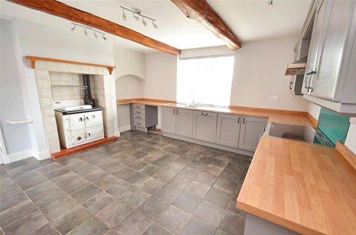 5 Bedroom Link Detached House To Rent In Nottingham Road, Ab Kettleby, Melton Mowbray, LE14