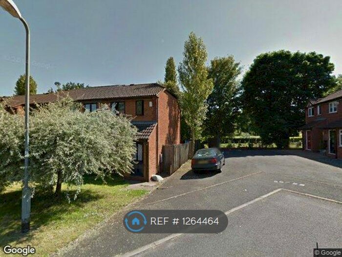 2 Bedroom End Of Terrace House To Rent In Kinwarton Close, Birmingham B25