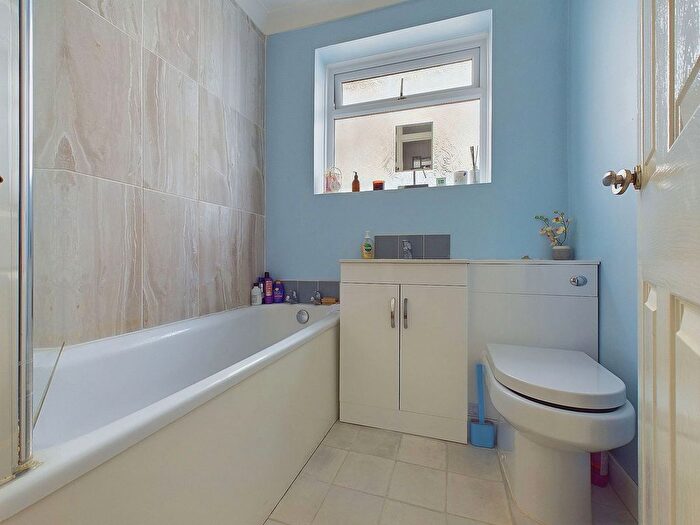 2 Bedroom Semi-Detached Bungalow For Sale In Links Road, Lancing, BN15