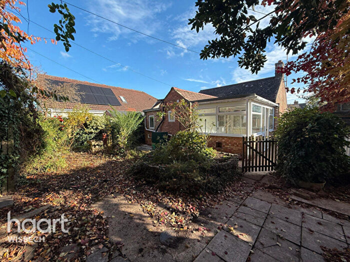 2 Bedroom Bungalow For Sale In Listers Road, Upwell, PE14