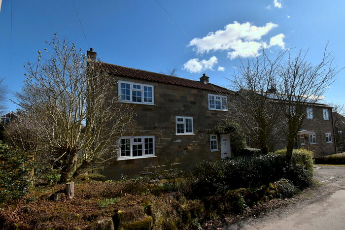 4 Bedroom Cottage For Sale In Back Lane, Osmotherley, Northallerton, DL6