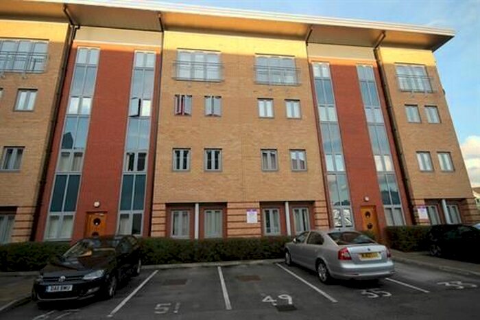 2 Bedroom Flat To Rent In Ellis Street, Hulme, Manchester, M15