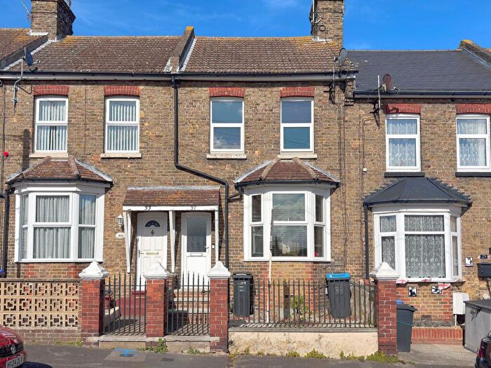 2 Bedroom Terraced House For Sale In Woodford Avenue, Ramsgate, CT12