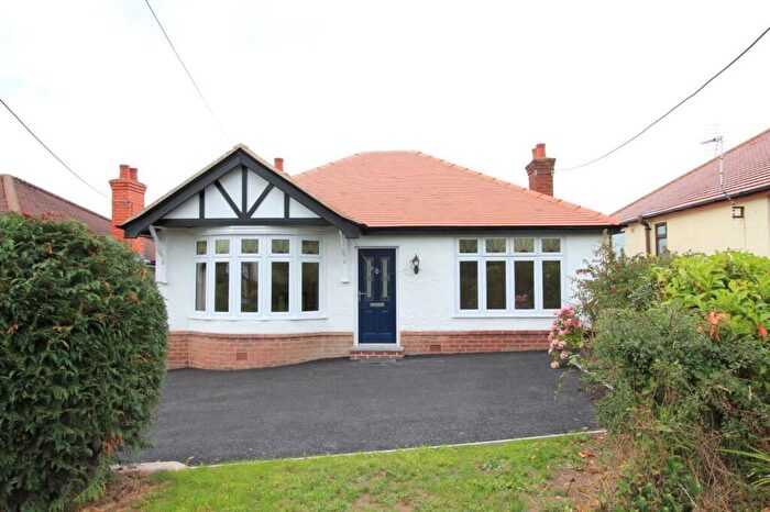 2 Bedroom Detached Bungalow To Rent In Greenfield Road, Ruthin, LL15