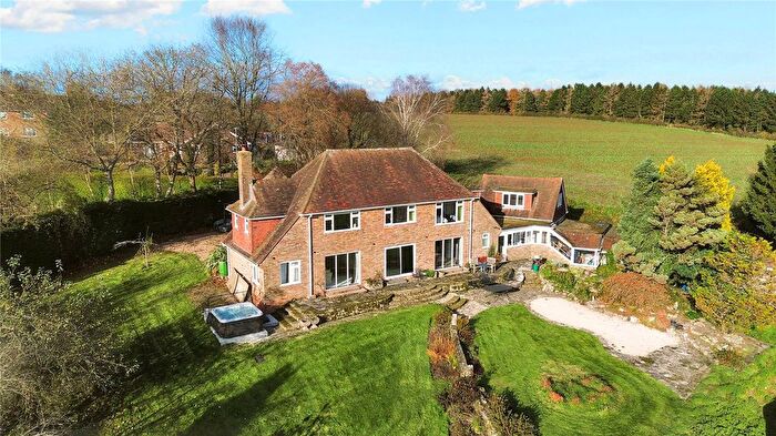 4 Bedroom Detached House For Sale In Wyck Lane, Wyck, GU34