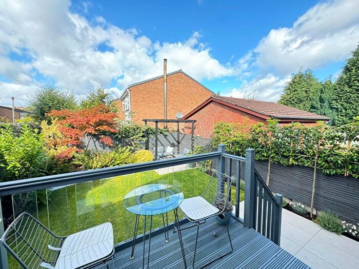 5 Bedroom Semi-detached House For Sale In Cromwell Road, Stretford, M32
