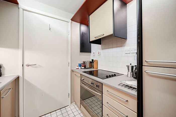 1 Bedroom Flat To Rent In Cromwell Road, South Kensington, London, SW7