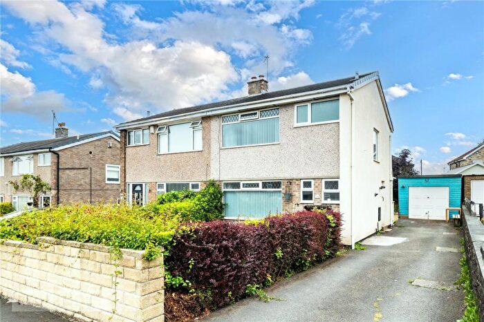 3 Bedroom Semi-Detached House For Sale In Tewit Green, Halifax, West Yorkshire, HX2