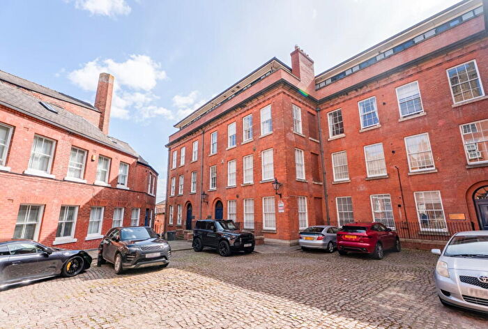 3 Bedroom Penthouse For Sale In Commerce Square, Nottingham, NG1