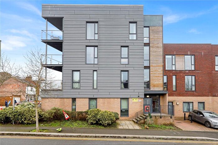 2 Bedroom Apartment For Sale In Chain Court, Ajax Avenue, NW9