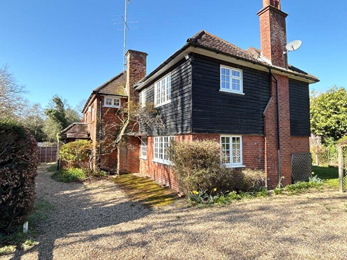 4 Bedroom Detached House For Sale In Egypt Lane, Farnham Common, SL2