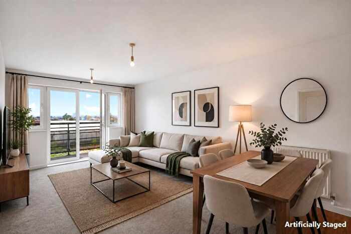 2 Bedroom Flat For Sale In Hawker Place, London, E17