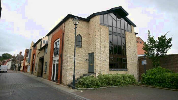 2 Bedroom Apartment To Rent In Upper King Street, Royston, SG8